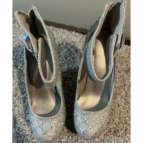 Dream Pairs Silver Glitter Wedge Sandals Size 6.5 - Picture 1 of 5